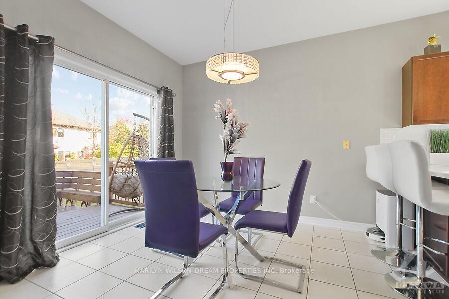 Photo 7 of 656 Netley Circle, Ottawa, Blossom Park/Kemp Park/Findlay Creek — HOMEH