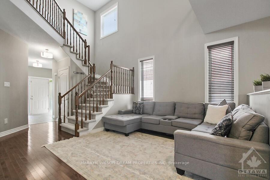 Photo 10 of 656 Netley Circle, Ottawa, Blossom Park/Kemp Park/Findlay Creek — HOMEH