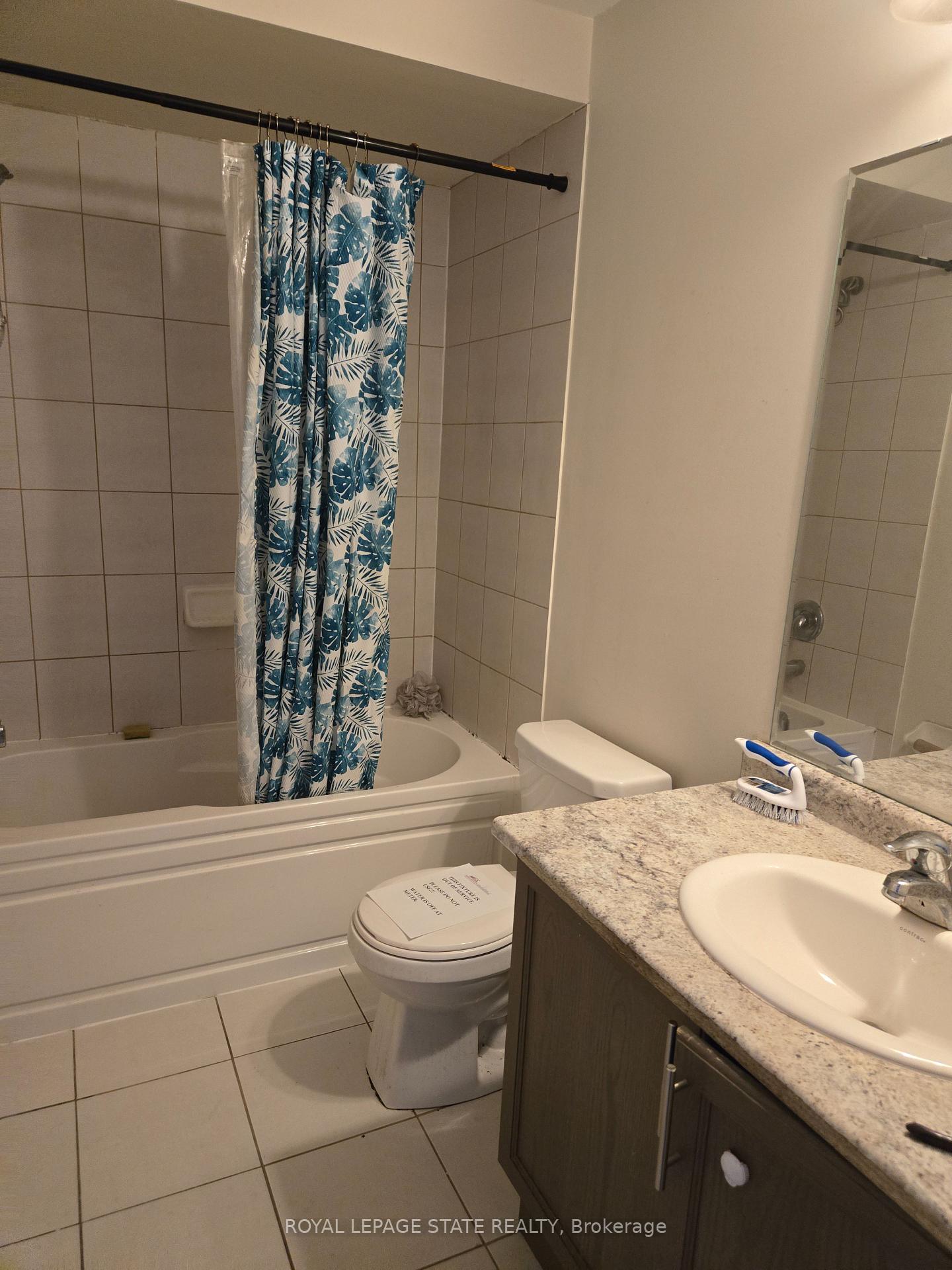 Photo 14 of Unit 38, 420 Linden Drive, Cambridge, Preston Heights — HOMEH