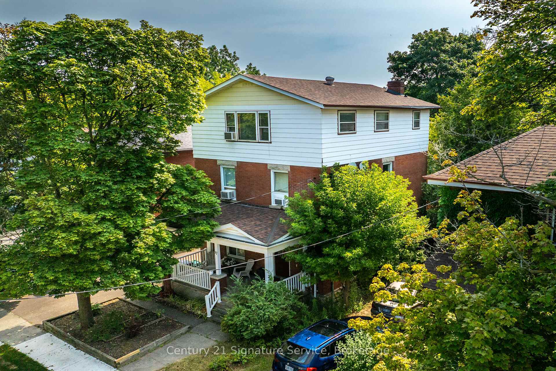 Photo 1 of 17 Fleming Avenue W, Brampton, Downtown Brampton — HOMEH
