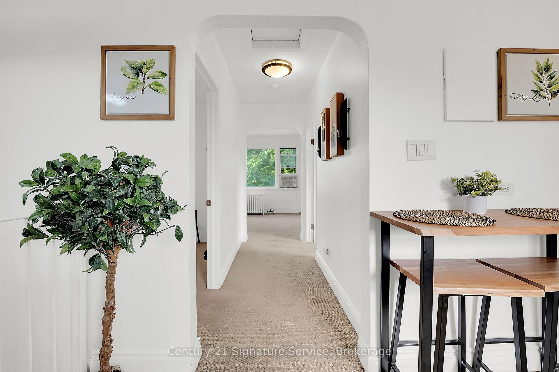 Photo 21 of 17 Fleming Avenue W, Brampton, Downtown Brampton — HOMEH