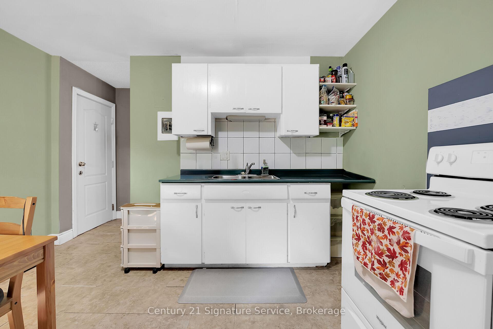 Photo 20 of 17 Fleming Avenue W, Brampton, Downtown Brampton — HOMEH