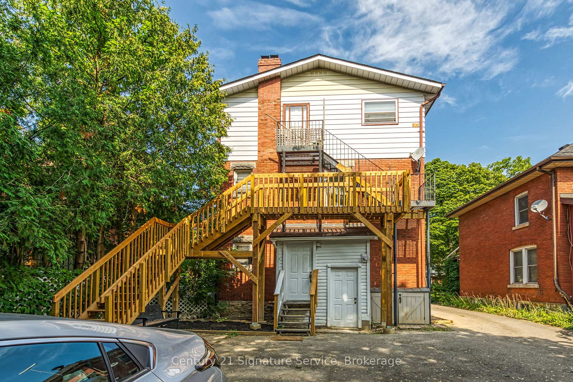 Photo 32 of 17 Fleming Avenue W, Brampton, Downtown Brampton — HOMEH