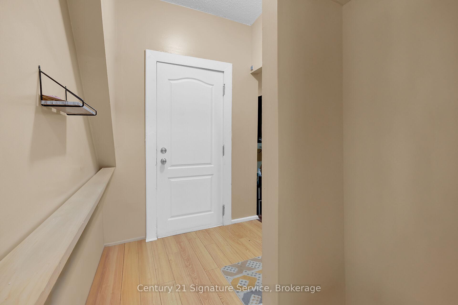 Photo 47 of 17 Fleming Avenue W, Brampton, Downtown Brampton — HOMEH