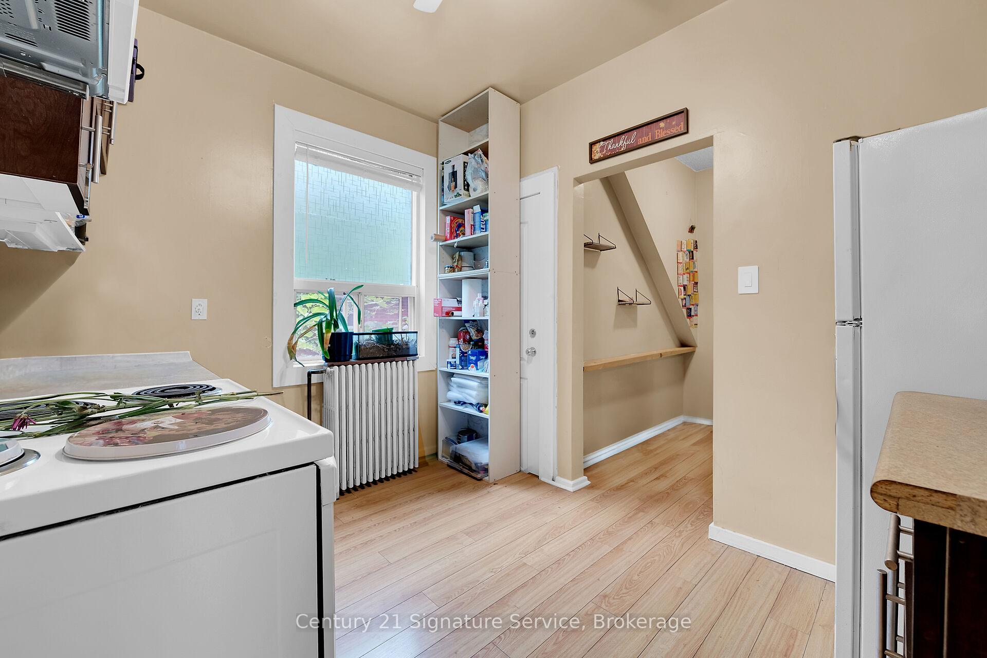 Photo 46 of 17 Fleming Avenue W, Brampton, Downtown Brampton — HOMEH