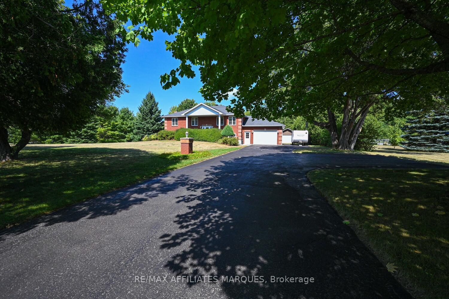 Front of 156 Bay Road