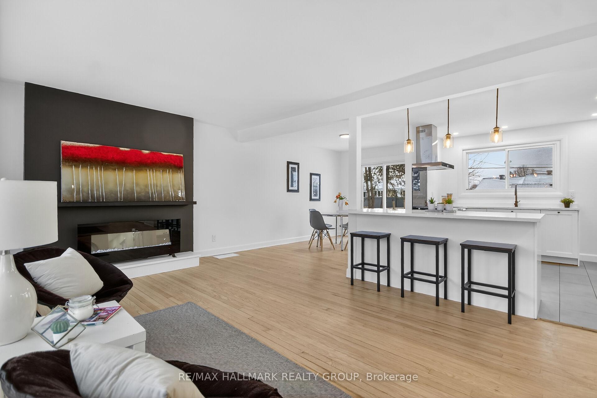 Photo 11 of 14 Cheryl Road, Ottawa, Manordale — HOMEH