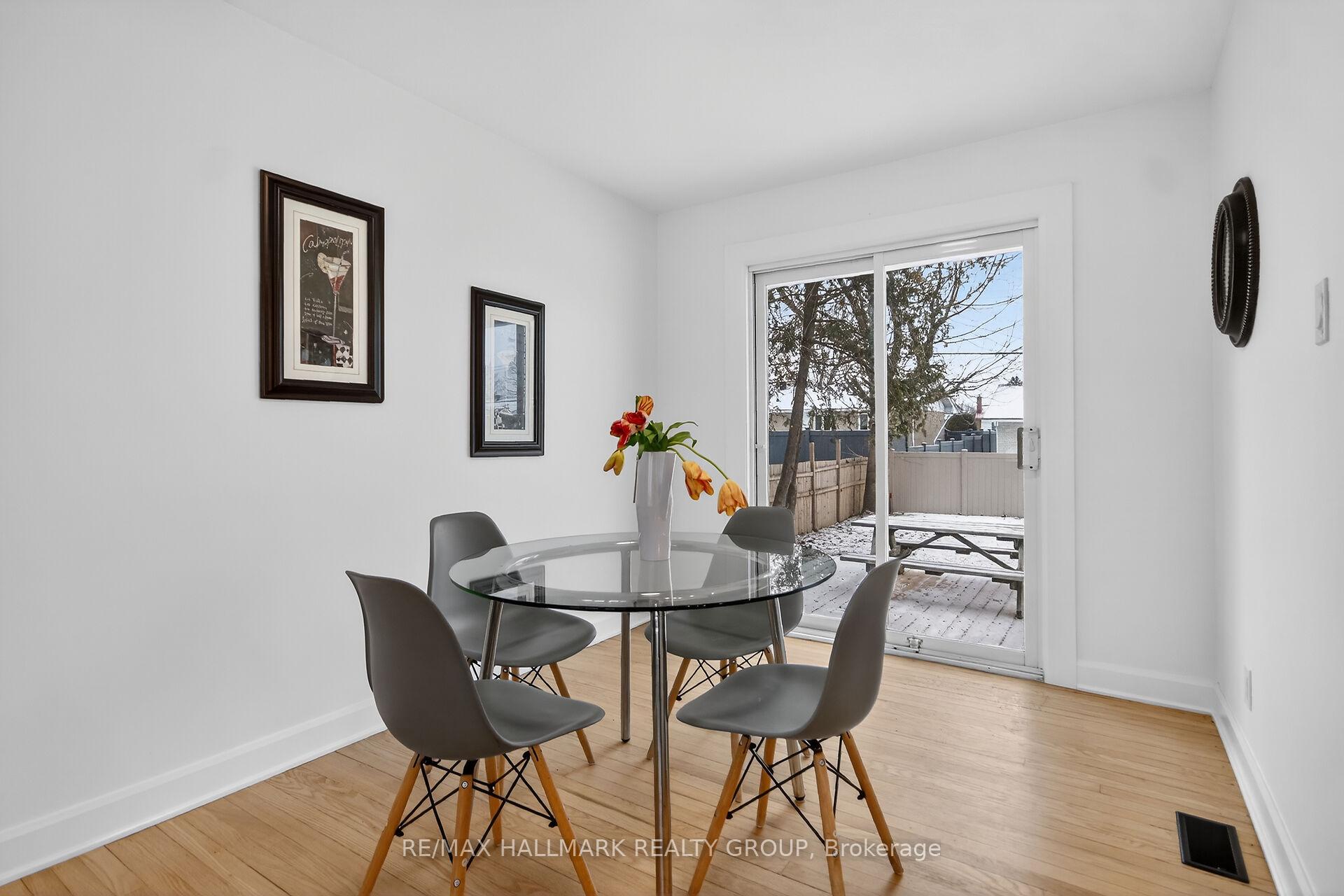 Photo 12 of 14 Cheryl Road, Ottawa, Manordale — HOMEH