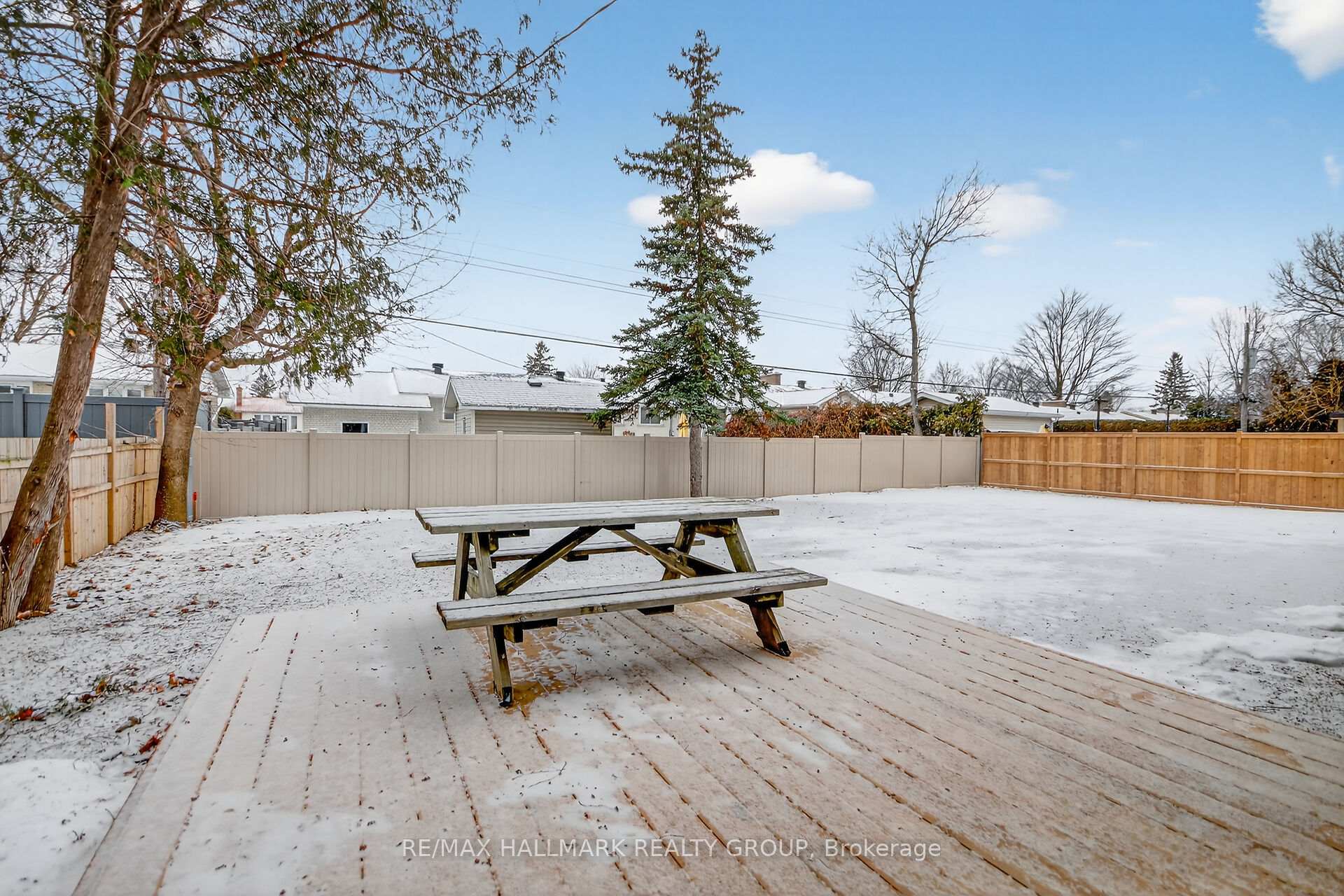 Photo 37 of 14 Cheryl Road, Ottawa, Manordale — HOMEH