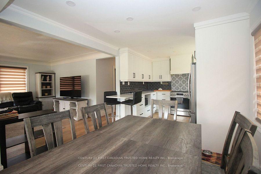 Photo 6 of 73 Jacqueline Street, London, South I — HOMEH