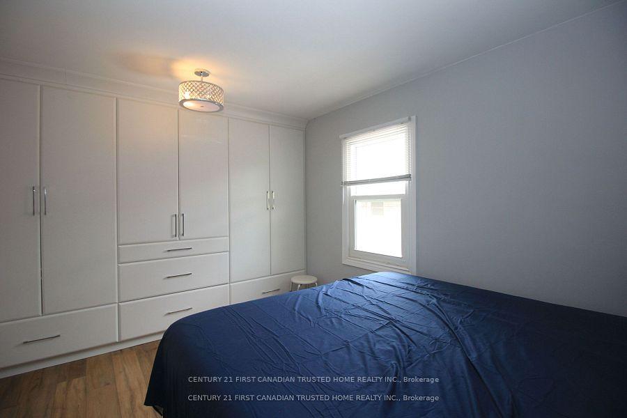 Photo 11 of 73 Jacqueline Street, London, South I — HOMEH