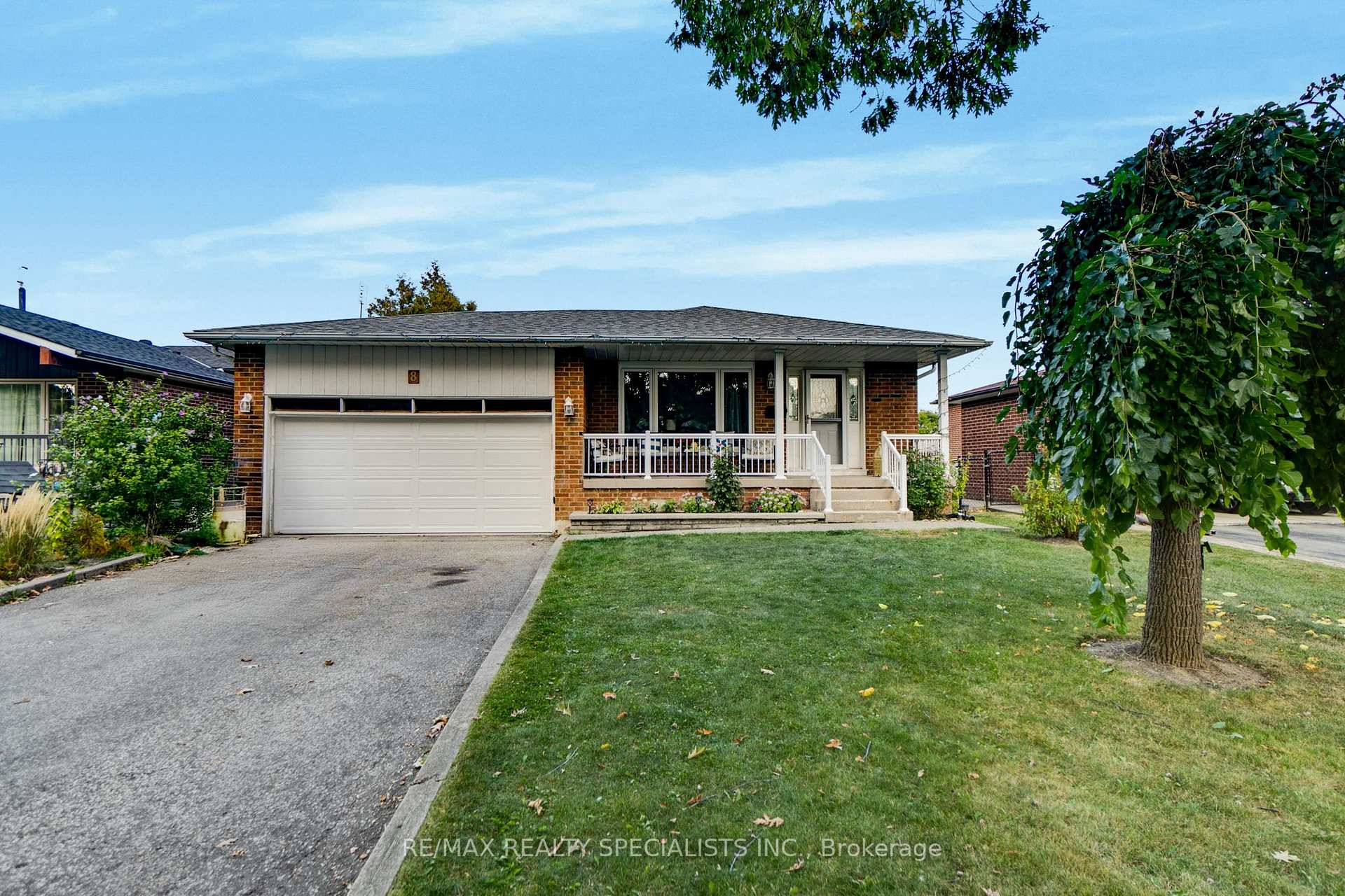 Front of 8 Malcolm Crescent