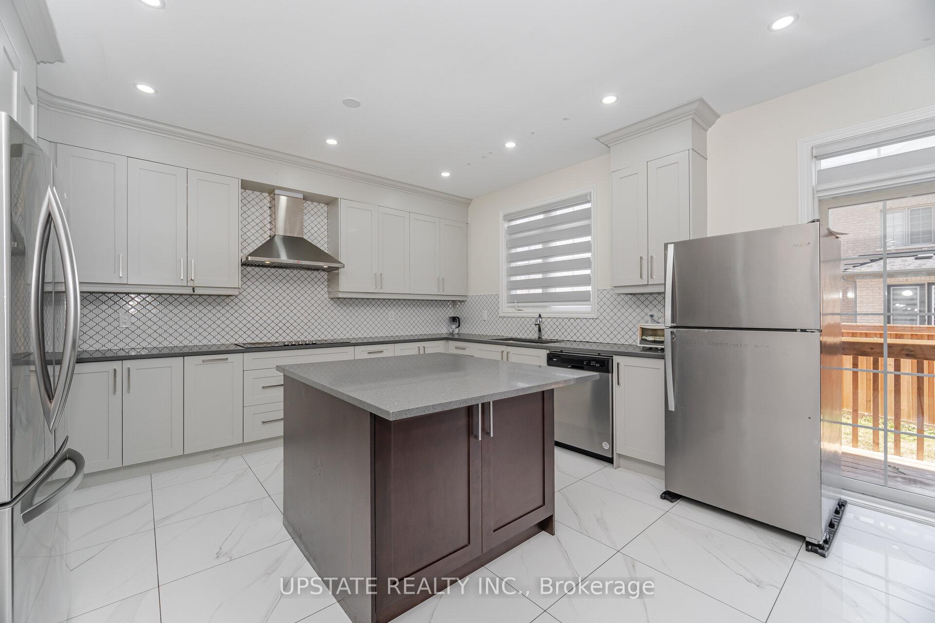 Photo 28 of 2 Jenwood Crescent, Brampton, Sandringham-Wellington North — HOMEH