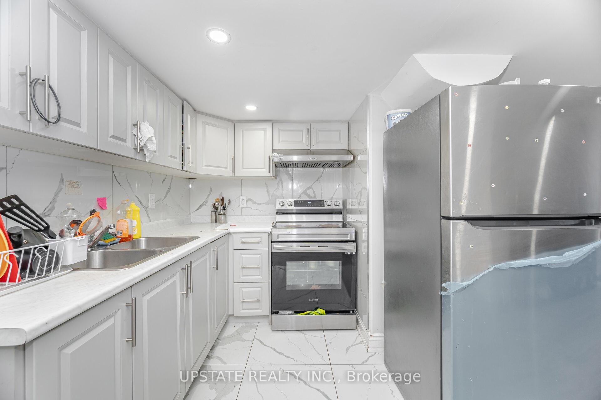 Photo 47 of 2 Jenwood Crescent, Brampton, Sandringham-Wellington North — HOMEH