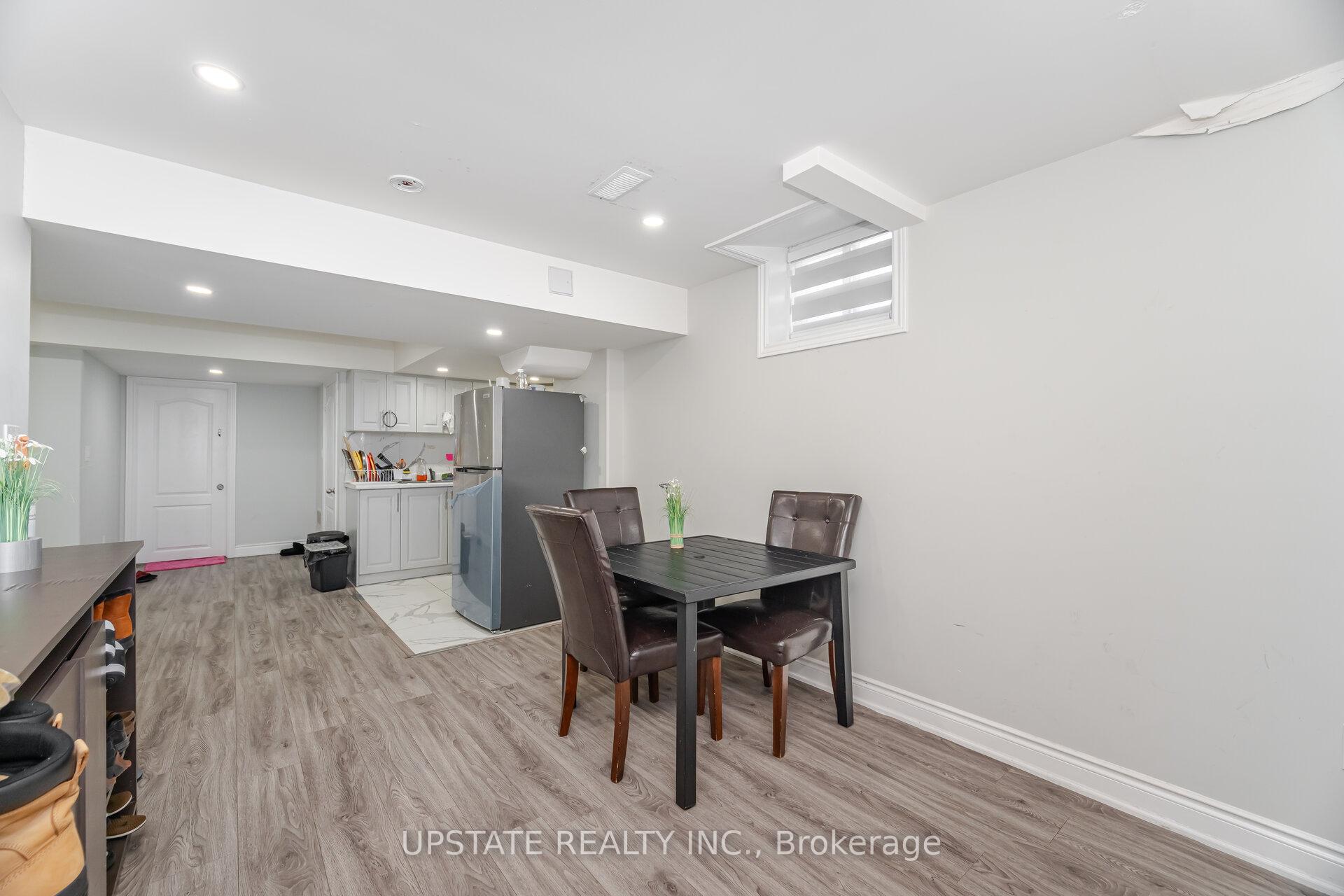 Photo 44 of 2 Jenwood Crescent, Brampton, Sandringham-Wellington North — HOMEH