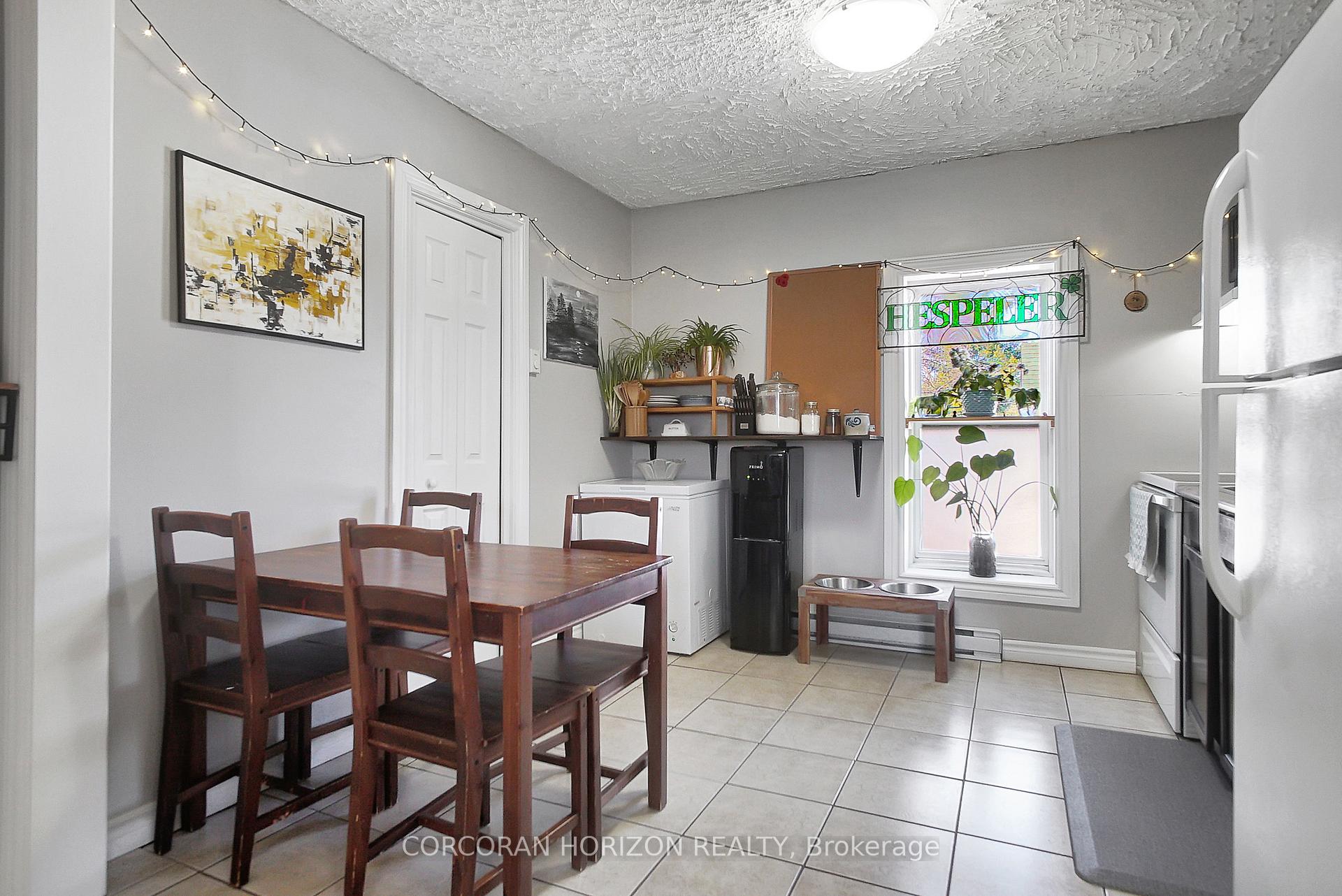 Photo 13 of 17 Shaw Avenue W, Cambridge — HOMEH