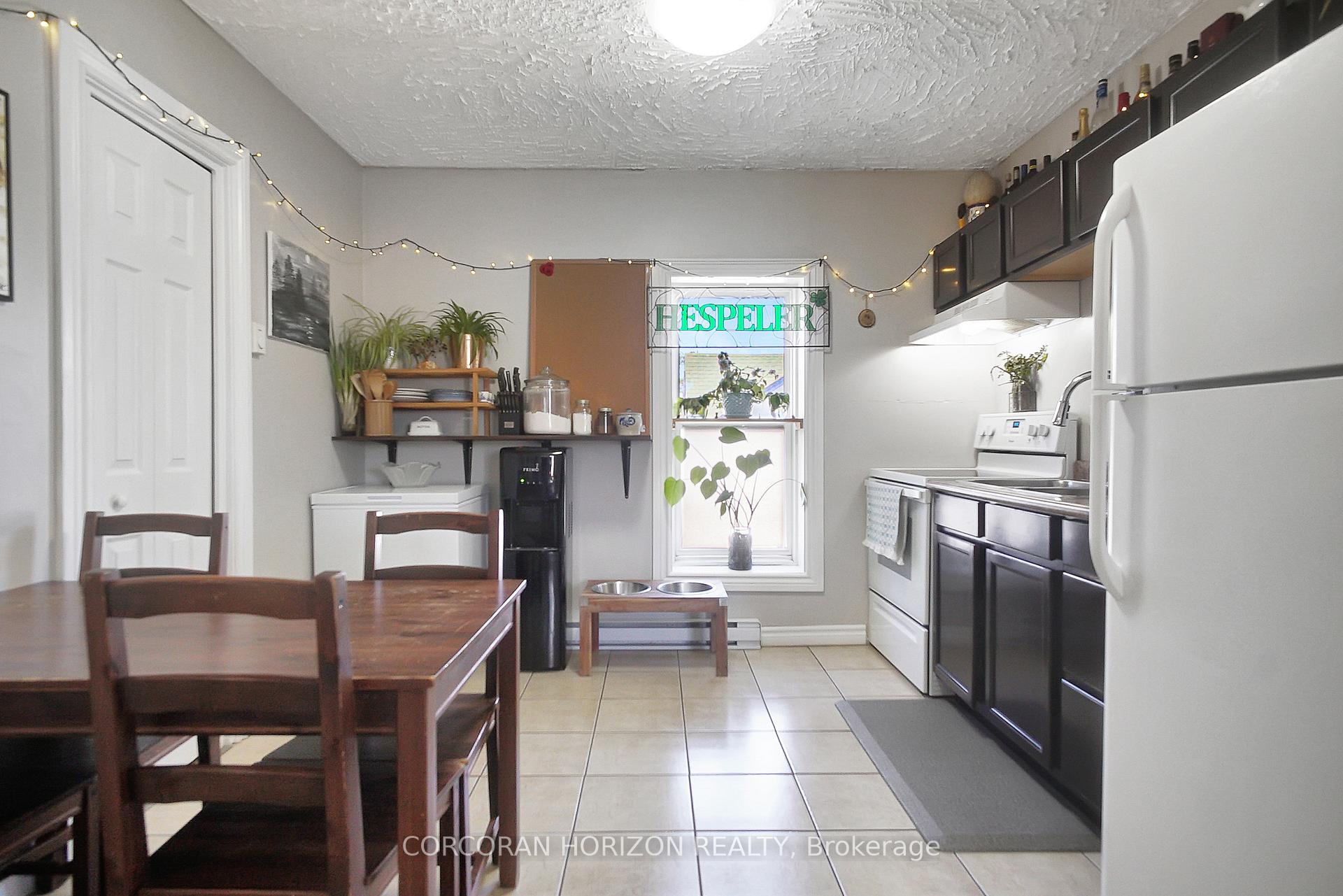 Photo 32 of 17 Shaw Avenue W, Cambridge — HOMEH