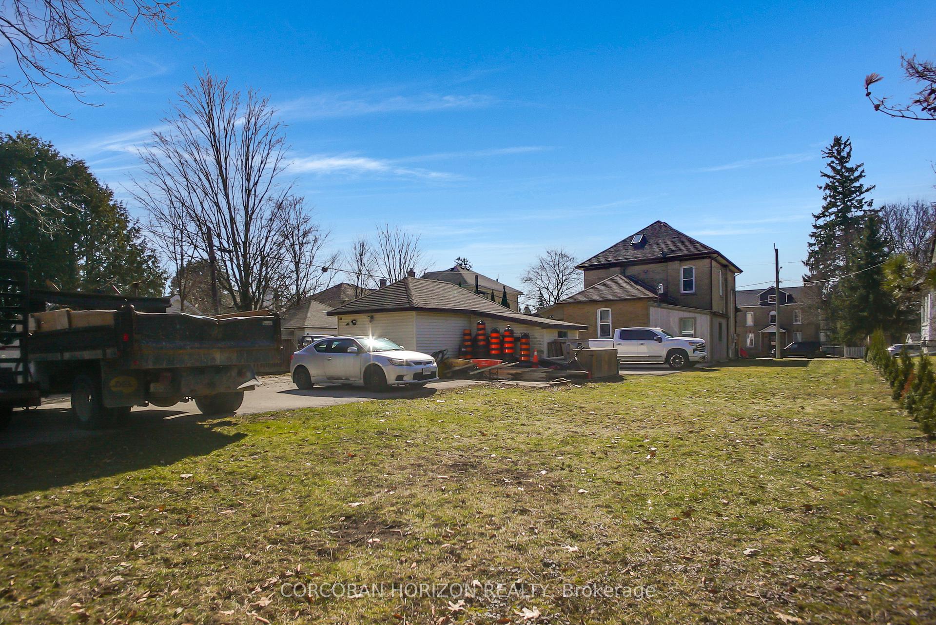 Photo 14 of 17 Shaw Avenue W, Cambridge — HOMEH
