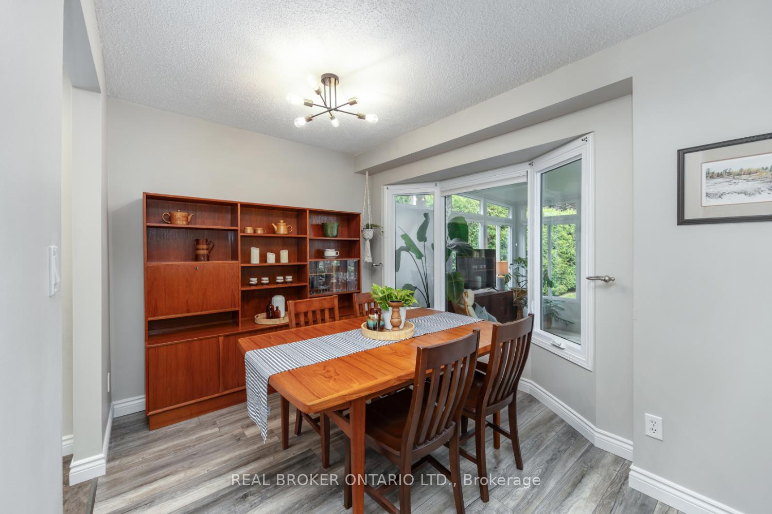 Photo 13 of 5 Walbridge Court, Clarington, Bowmanville — HOMEH