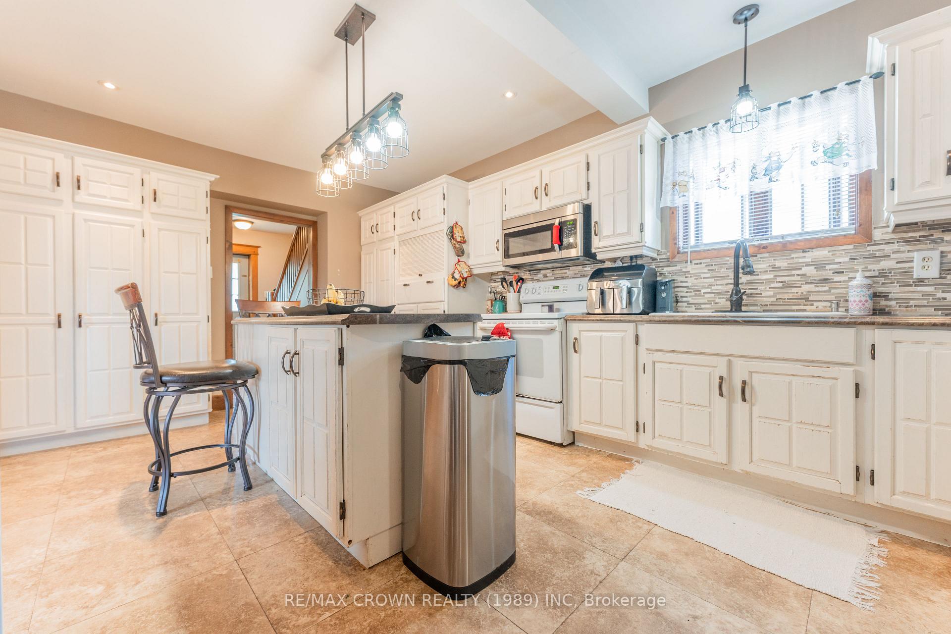 Photo 15 of 38 Third Avenue, Smooth Rock Falls, SRF — HOMEH