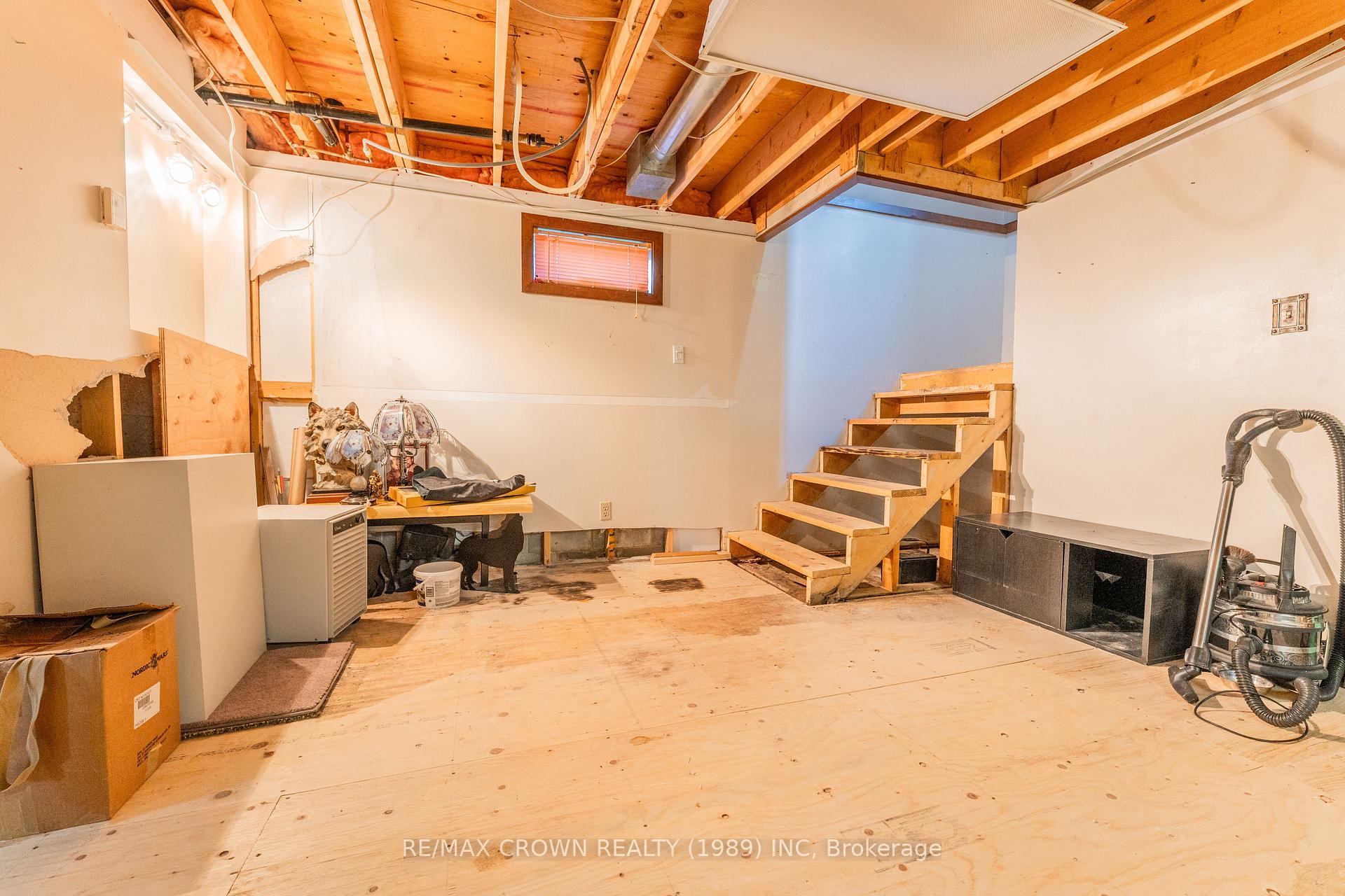 Photo 30 of 38 Third Avenue, Smooth Rock Falls, SRF — HOMEH