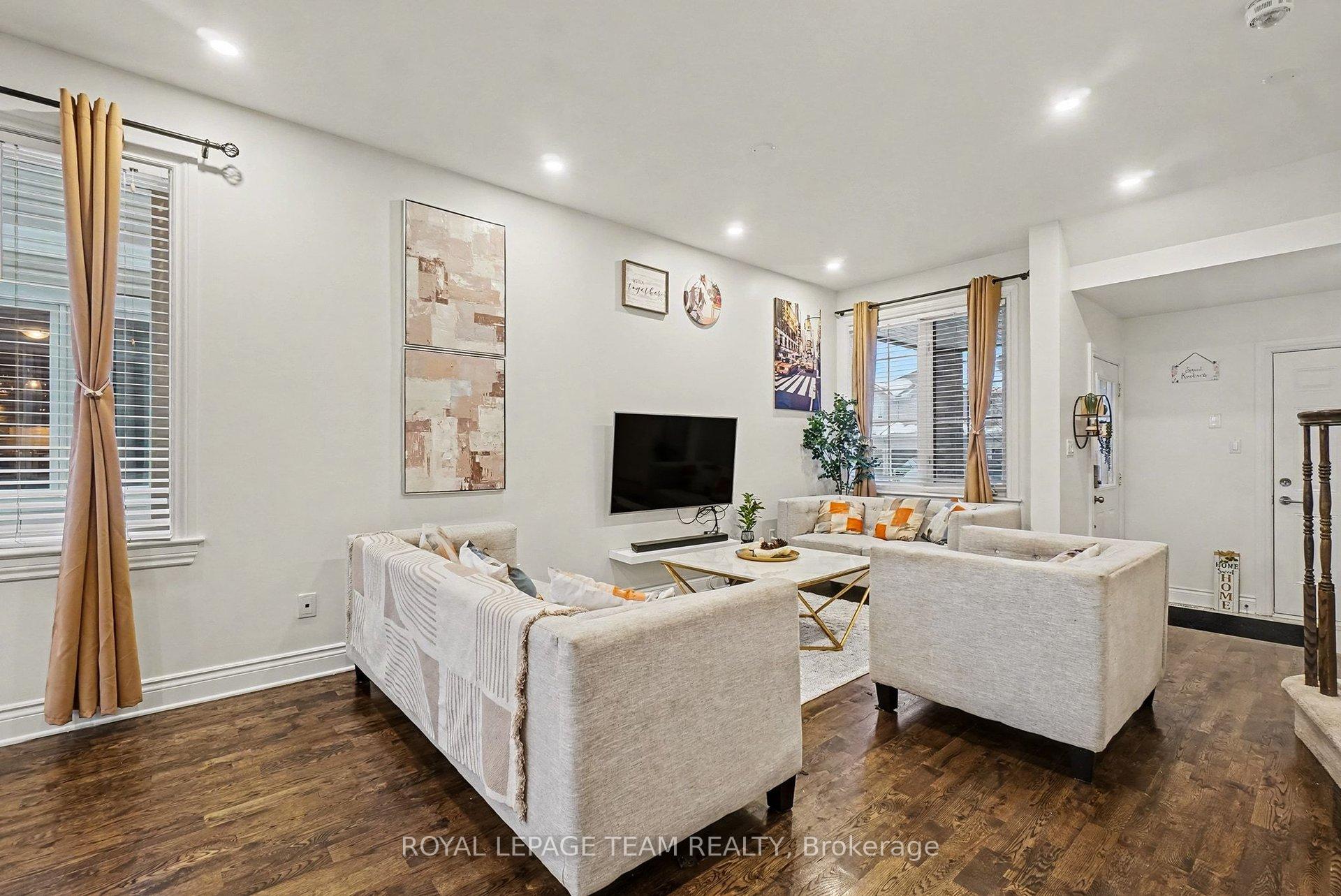 Photo 25 of 145 Desmond Trudeau Drive, Arnprior — HOMEH