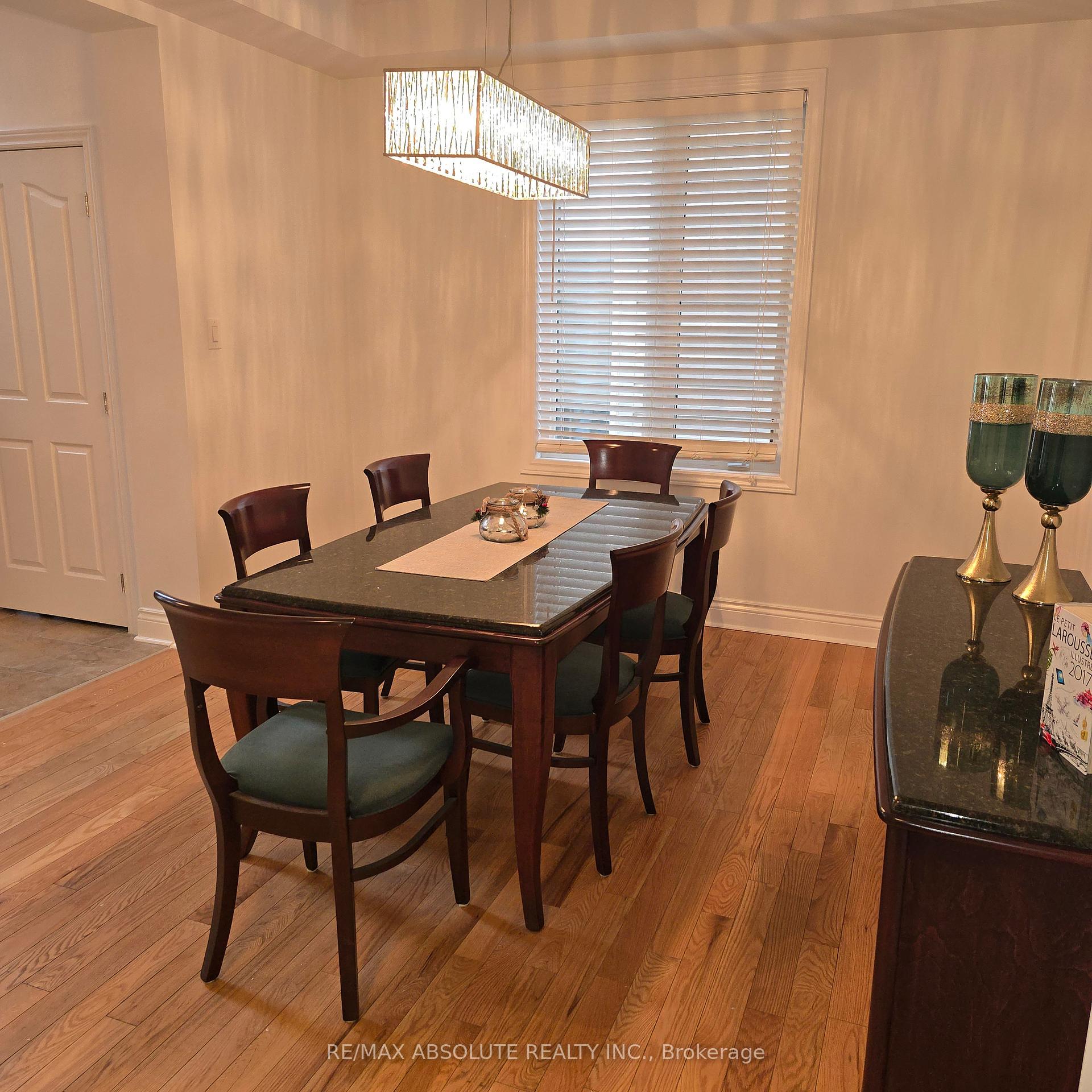 Photo 3 of Unit A, 3038 Freshwater Way, Ottawa, Barrhaven - Half Moon Bay — HOMEH