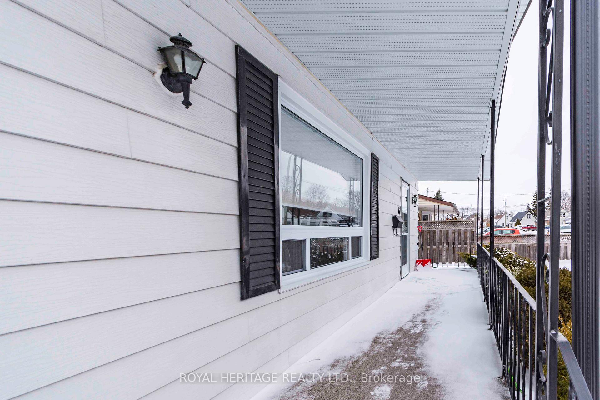 Photo 2 of 6 Kerr Crescent, Quinte West, Trenton Ward — HOMEH