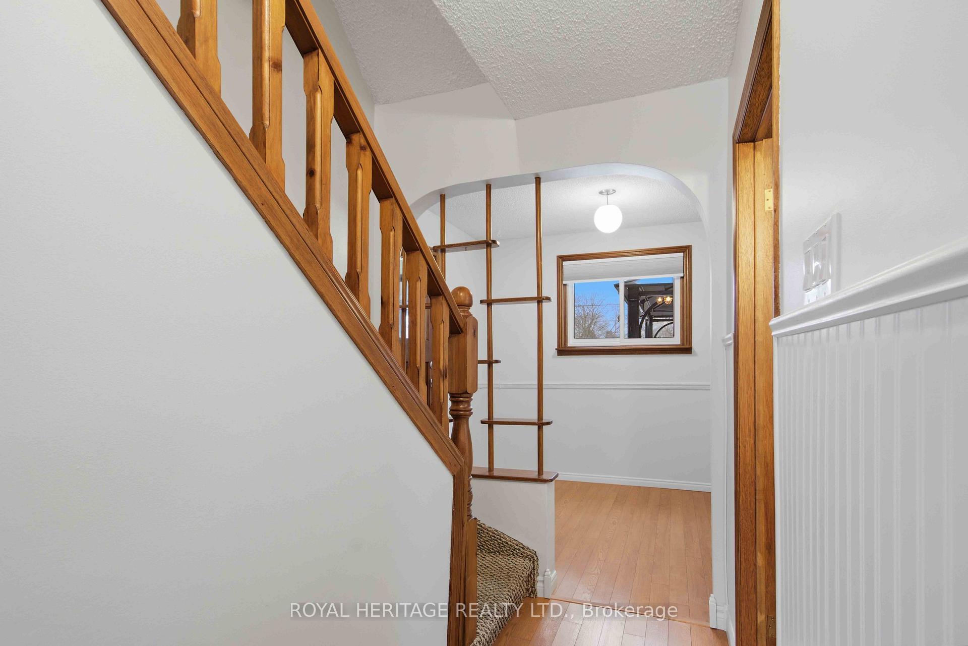 Photo 4 of 6 Kerr Crescent, Quinte West, Trenton Ward — HOMEH