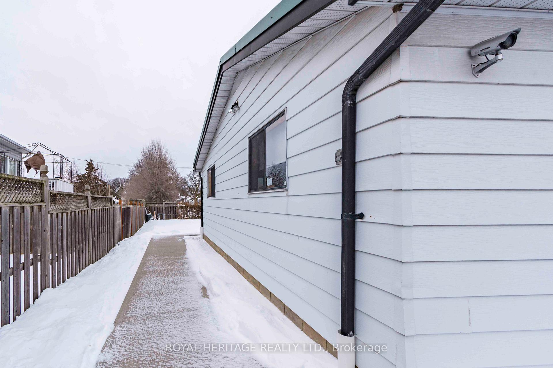 Photo 14 of 6 Kerr Crescent, Quinte West, Trenton Ward — HOMEH