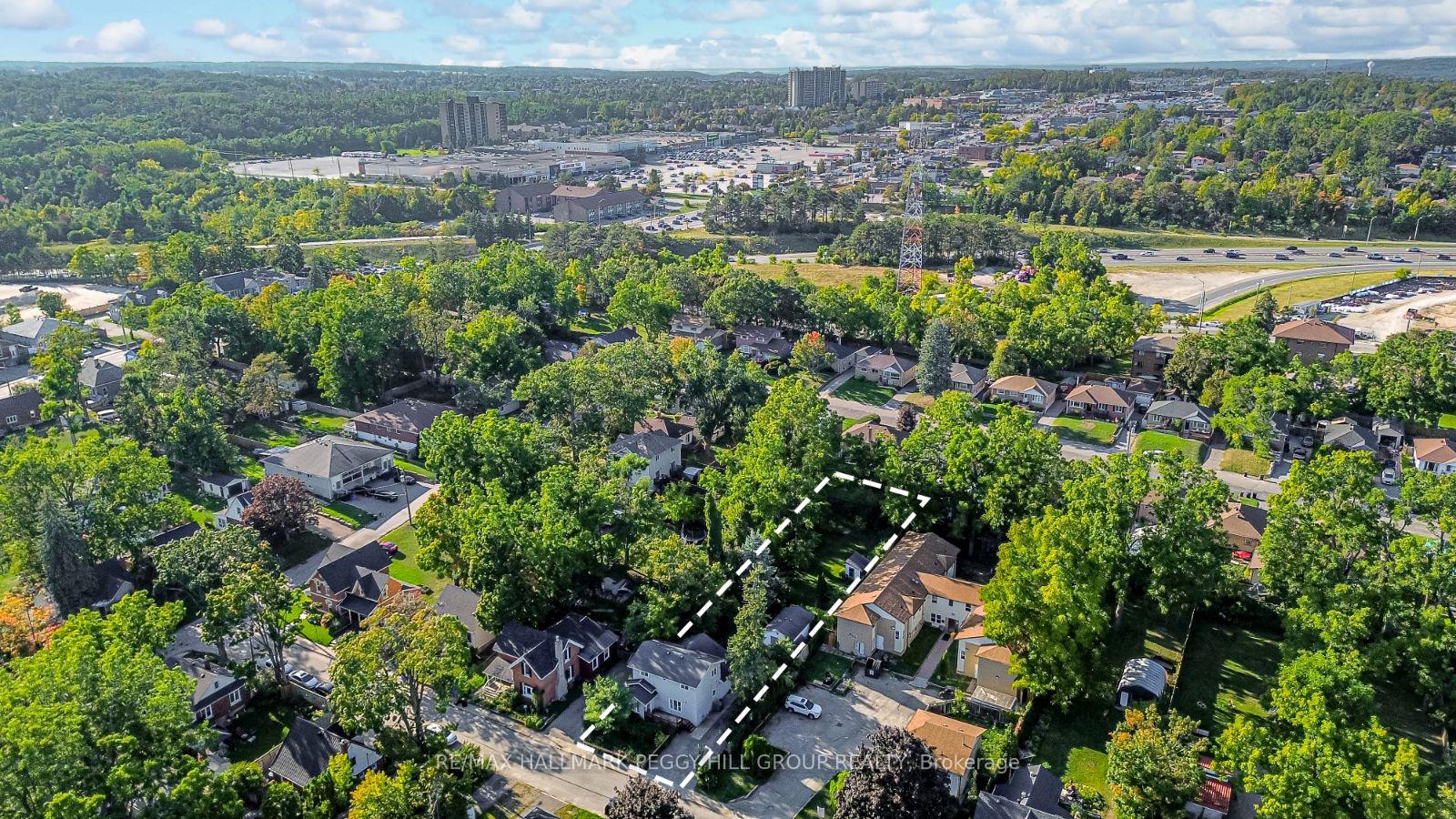 Photo 8 of 30 North Street, Barrie, Wellington — HOMEH