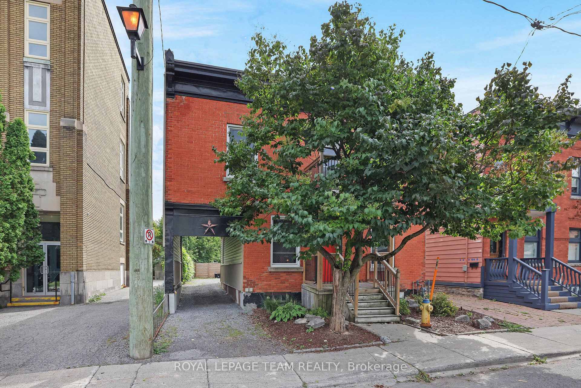 Photo 1 of 166 Guigues Avenue, Ottawa, Lower Town/Byward Market — HOMEH