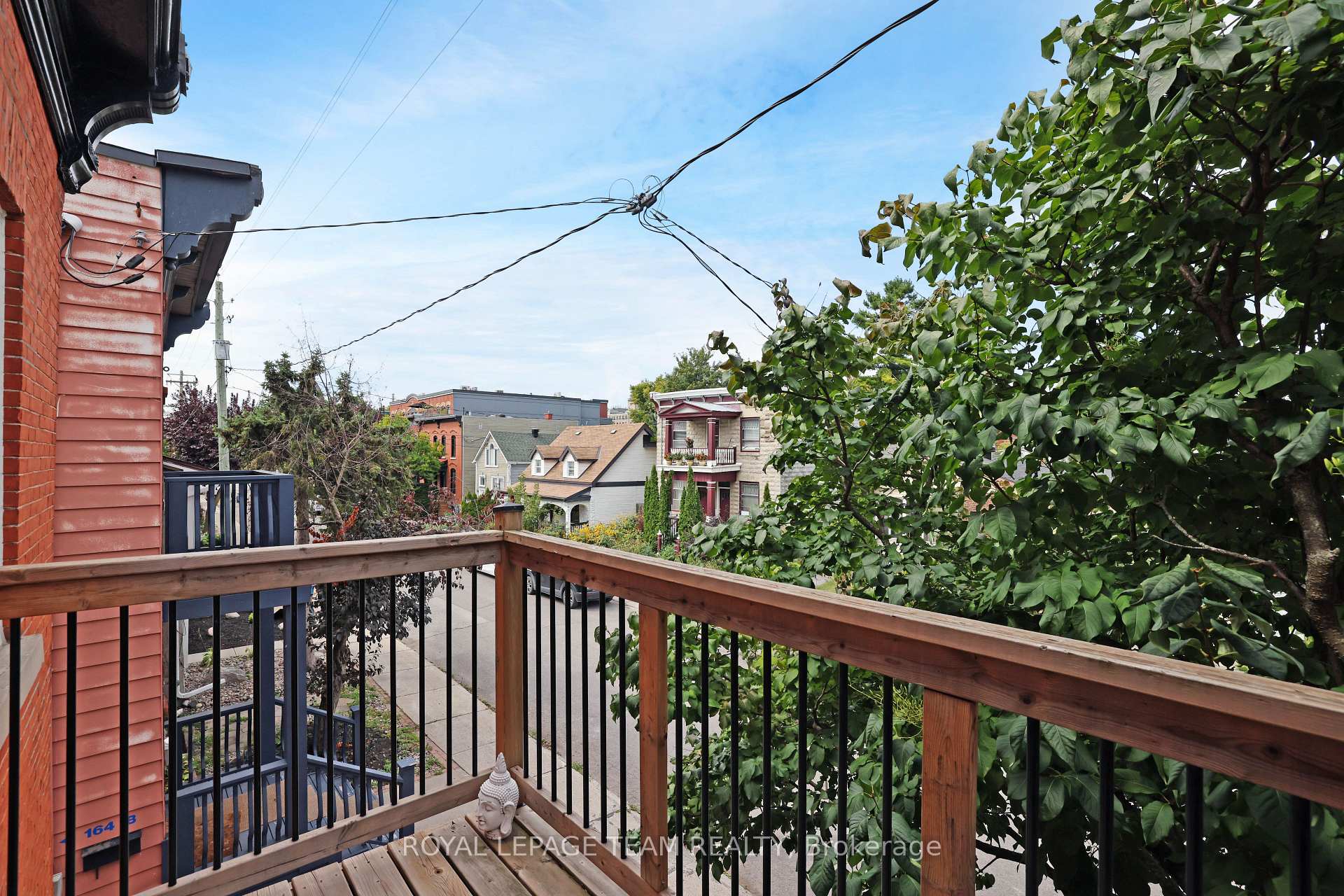 Photo 5 of 166 Guigues Avenue, Ottawa, Lower Town/Byward Market — HOMEH