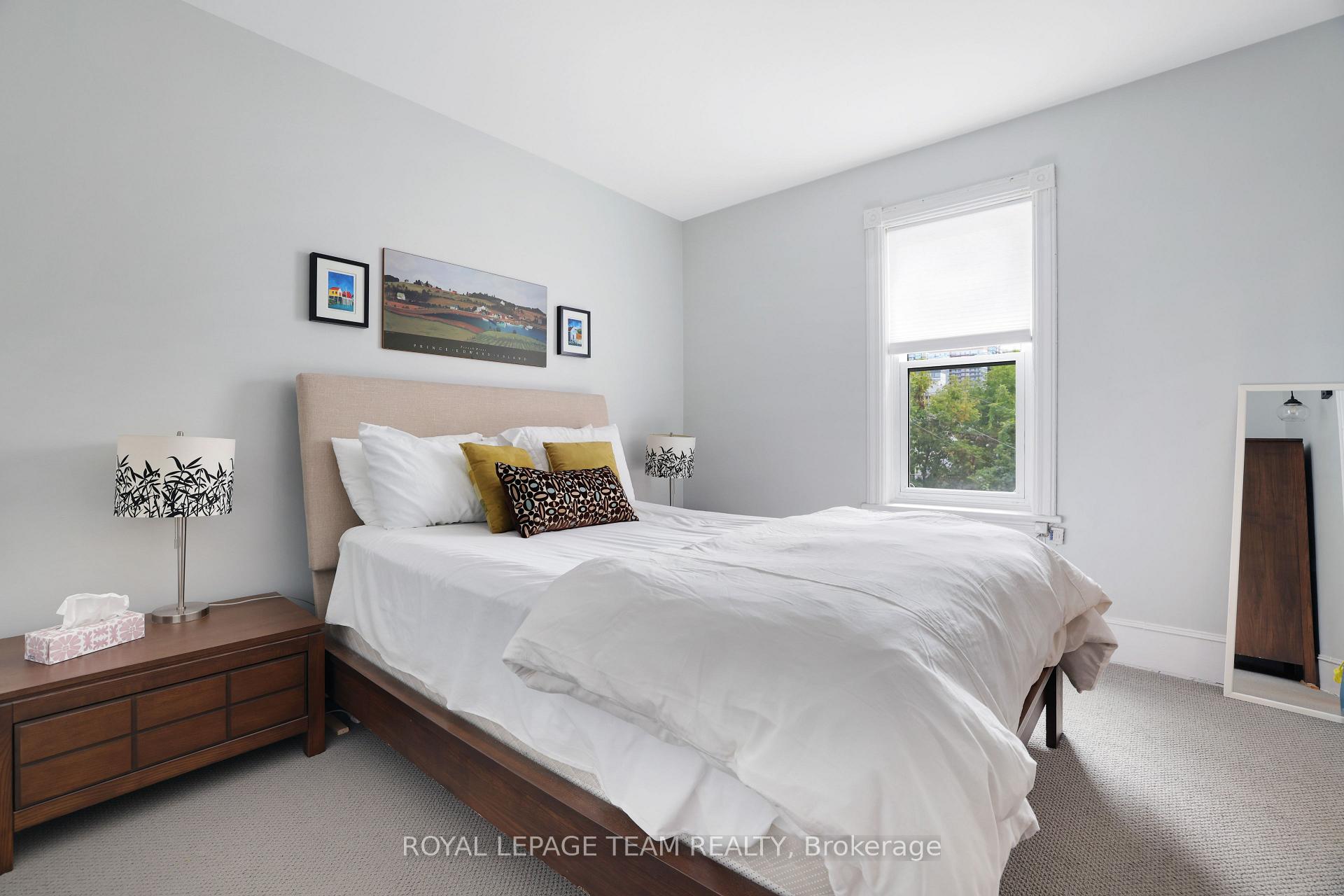 Photo 15 of 166 Guigues Avenue, Ottawa, Lower Town/Byward Market — HOMEH