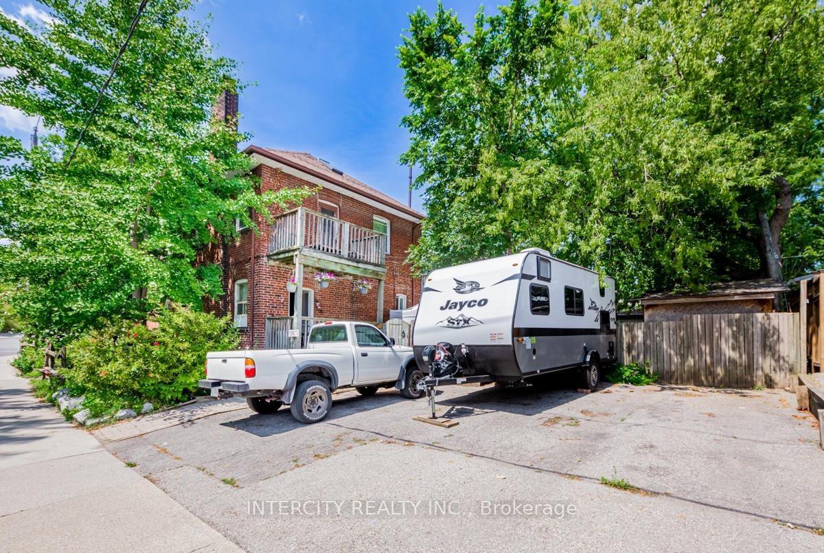 Photo 2 of 111 Alberta Avenue, Toronto, Wychwood — HOMEH