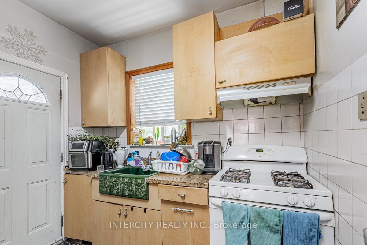 Photo 6 of 111 Alberta Avenue, Toronto, Wychwood — HOMEH