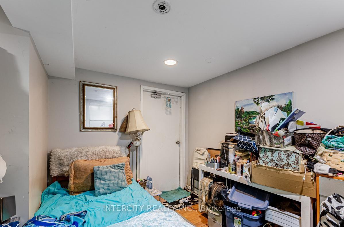 Photo 18 of 111 Alberta Avenue, Toronto, Wychwood — HOMEH