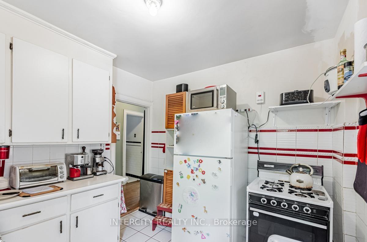 Photo 25 of 111 Alberta Avenue, Toronto, Wychwood — HOMEH