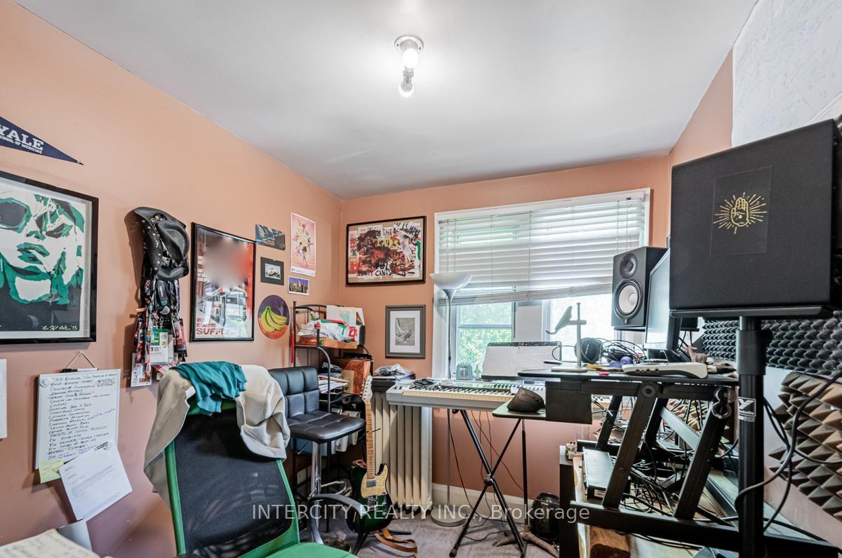 Photo 32 of 111 Alberta Avenue, Toronto, Wychwood — HOMEH