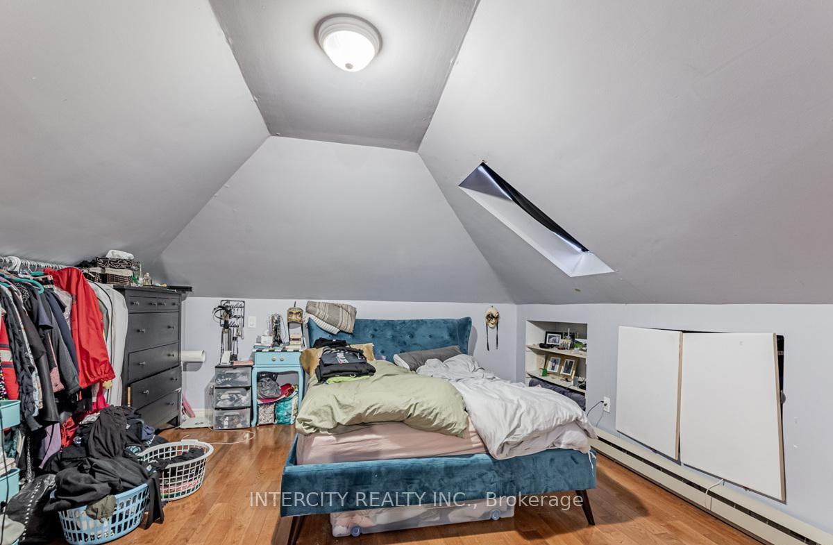 Photo 13 of 111 Alberta Avenue, Toronto, Wychwood — HOMEH