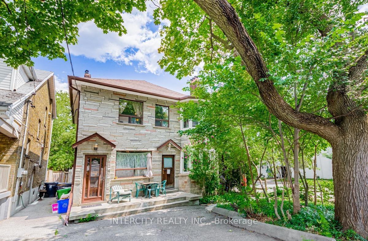 Photo 37 of 111 Alberta Avenue, Toronto, Wychwood — HOMEH