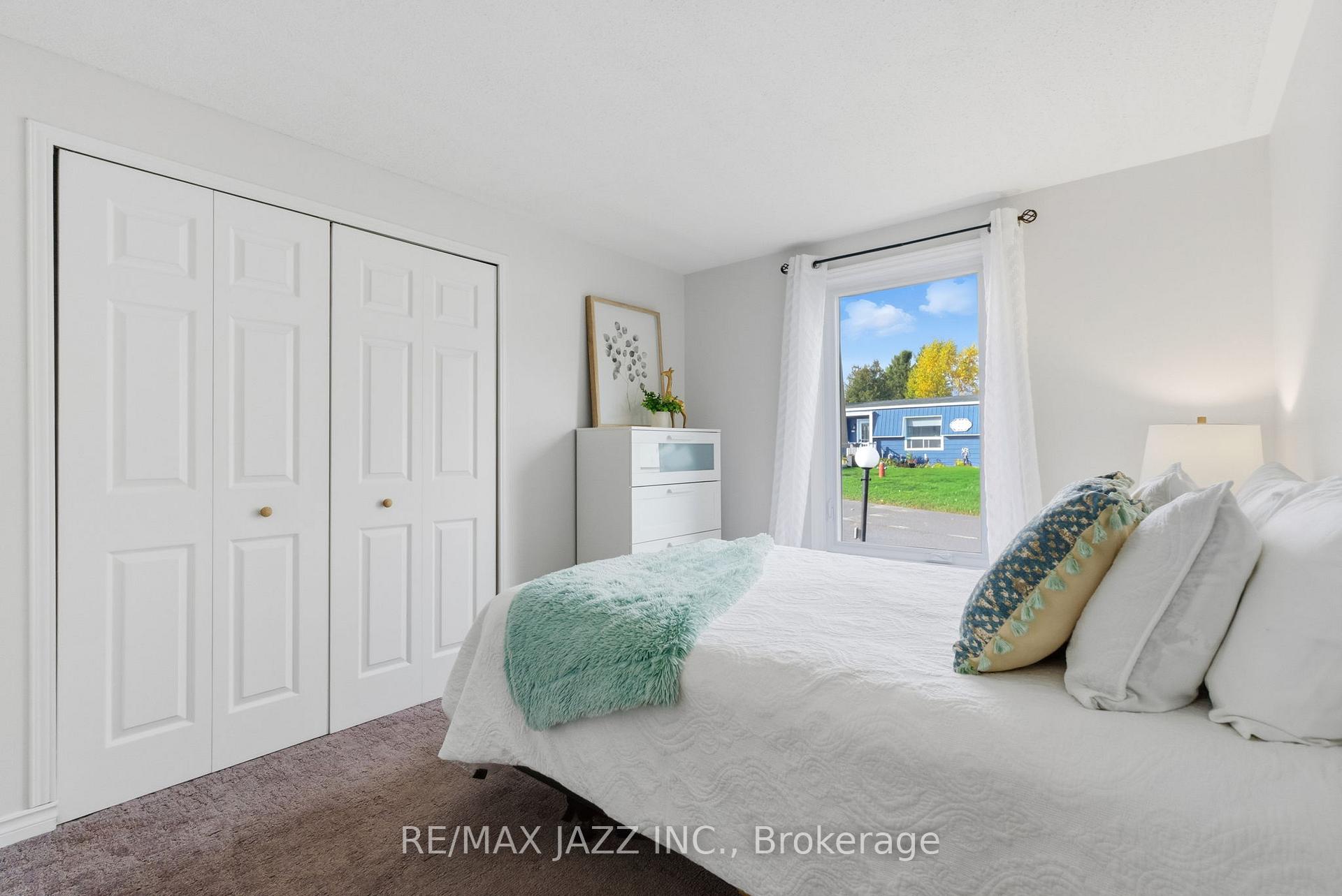 Photo 43 of 15 Bluffs Road, Clarington, Bowmanville — HOMEH