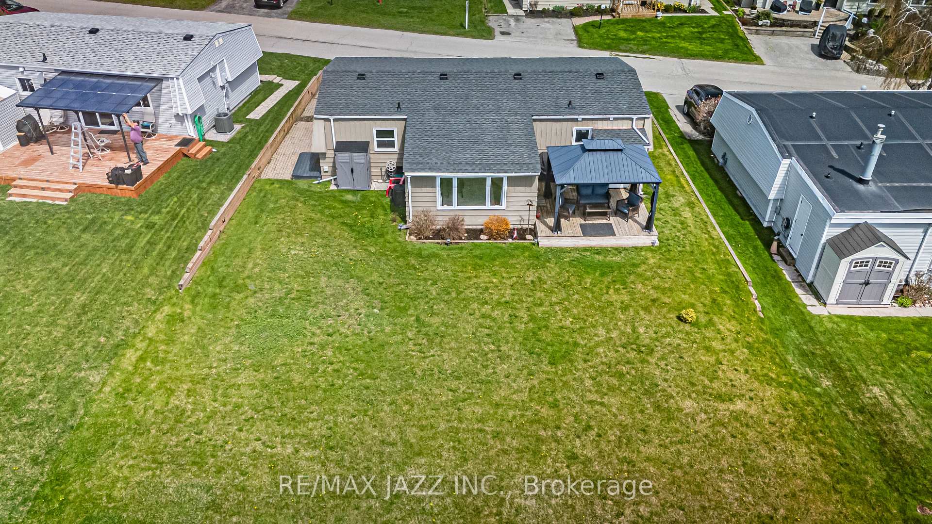 Photo 30 of 15 Bluffs Road, Clarington, Bowmanville — HOMEH