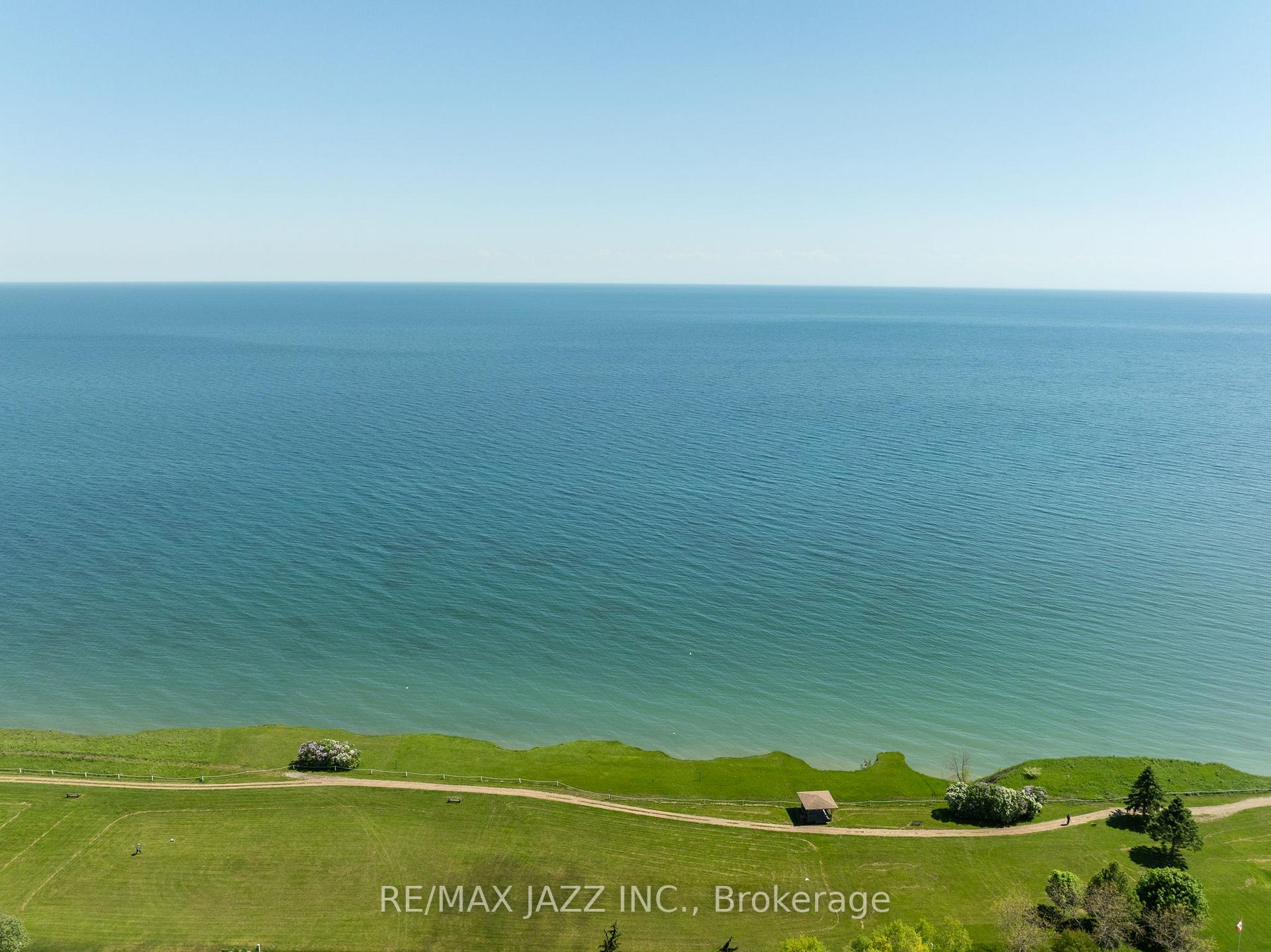 Photo 32 of 15 Bluffs Road, Clarington, Bowmanville — HOMEH