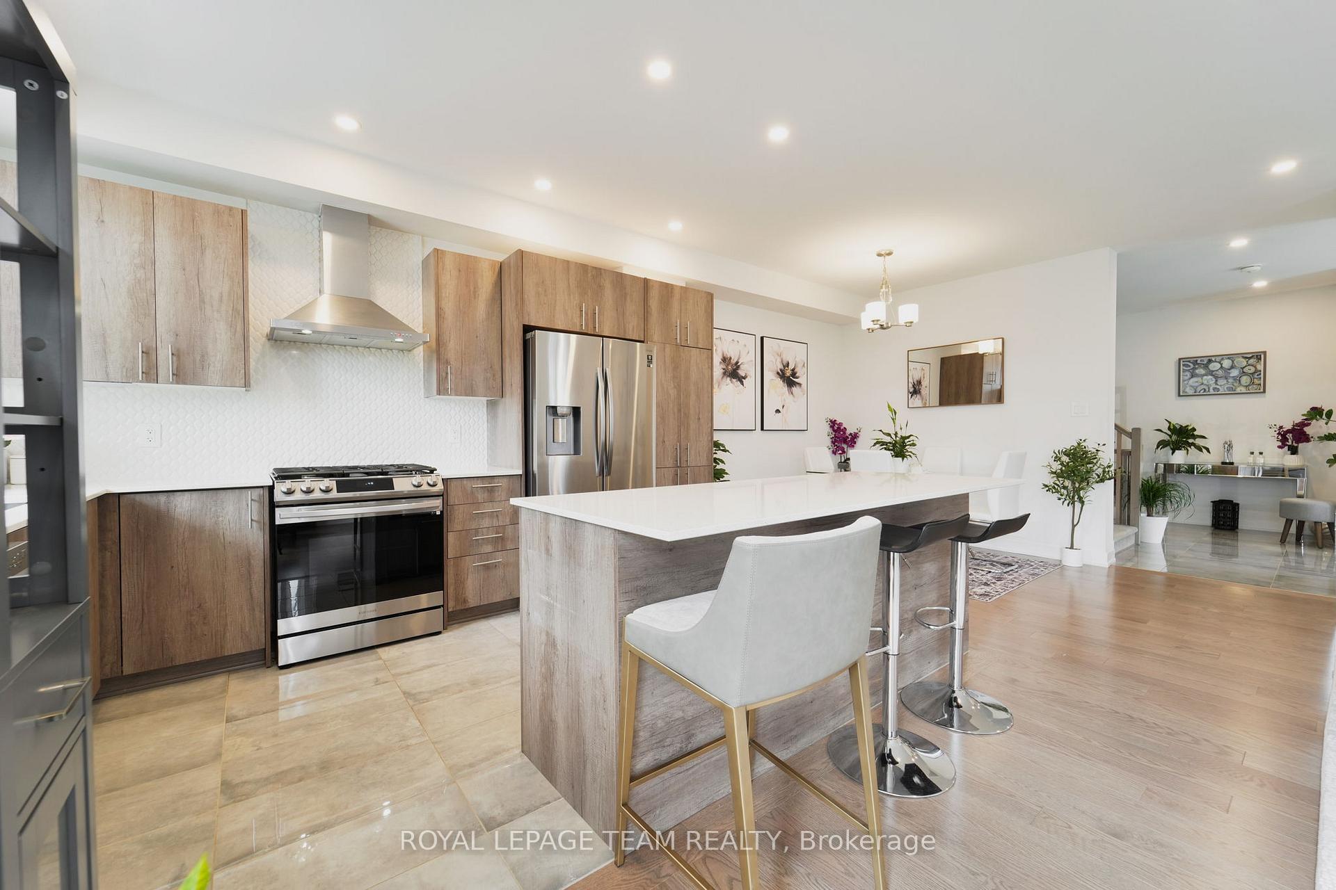 Photo 10 of 91 Heirloom Street, Ottawa, Riverside South/Gloucester Glen — HOMEH