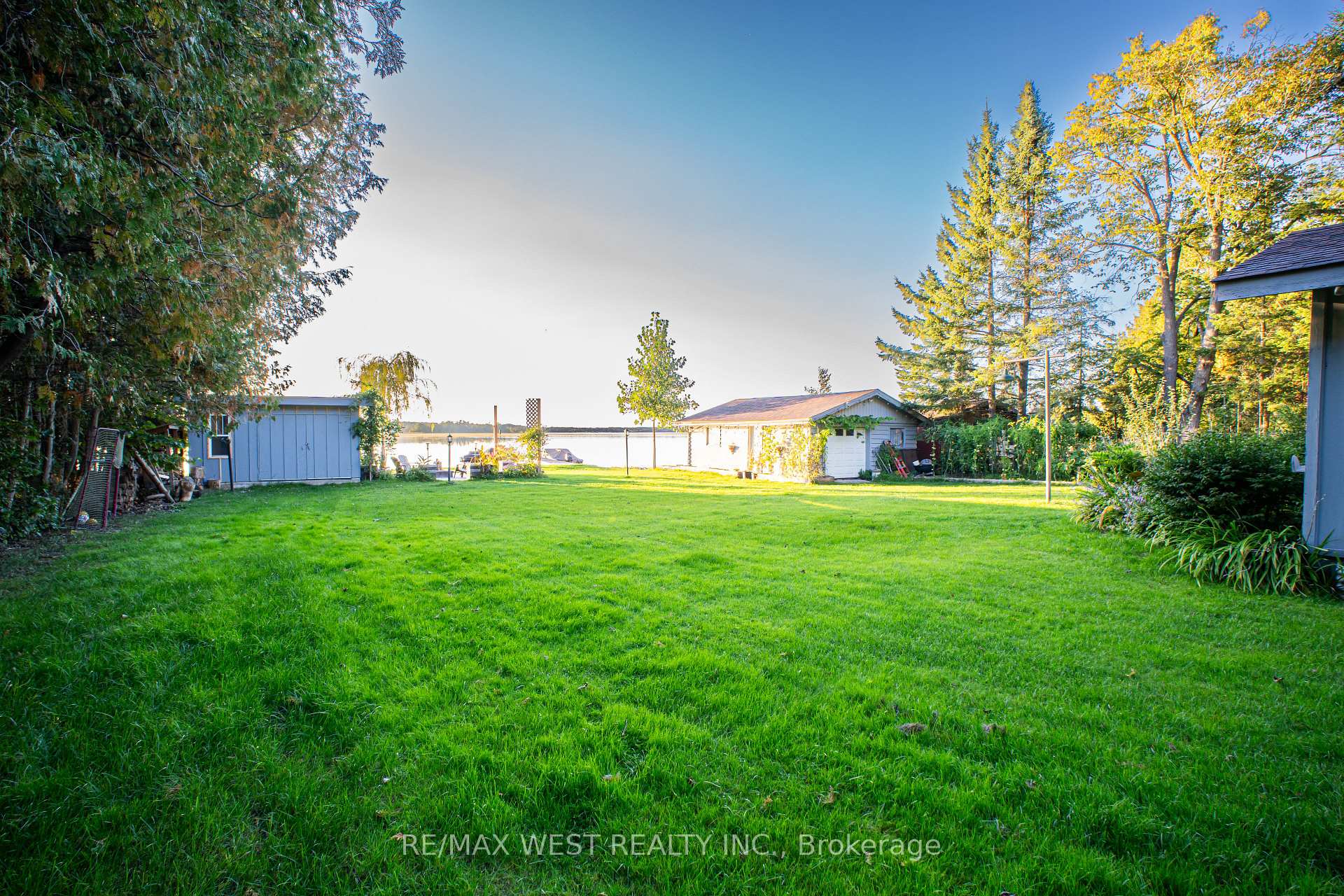 Photo 2 of 1392 Island View Drive, Selwyn — HOMEH