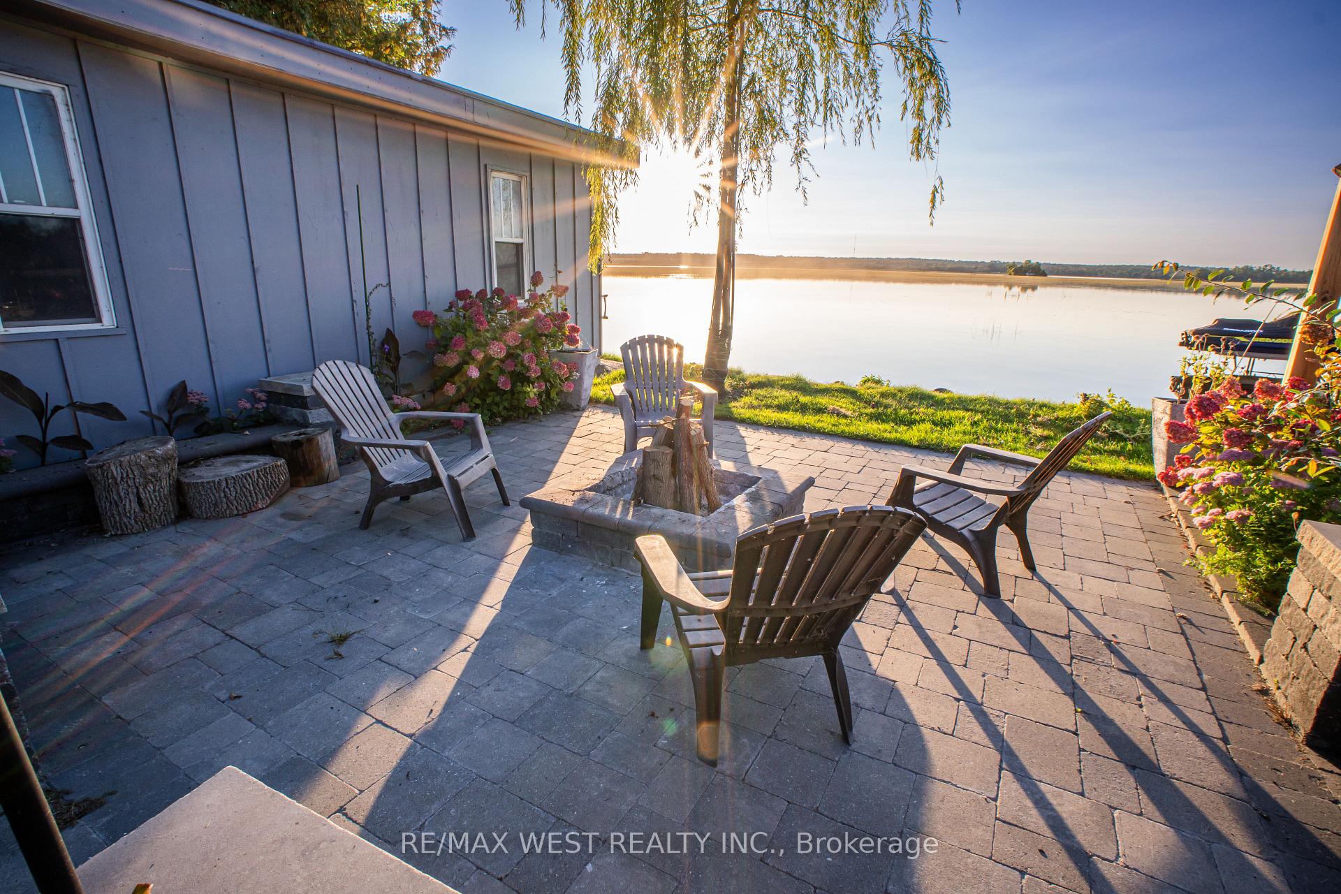 Photo 17 of 1392 Island View Drive, Selwyn — HOMEH