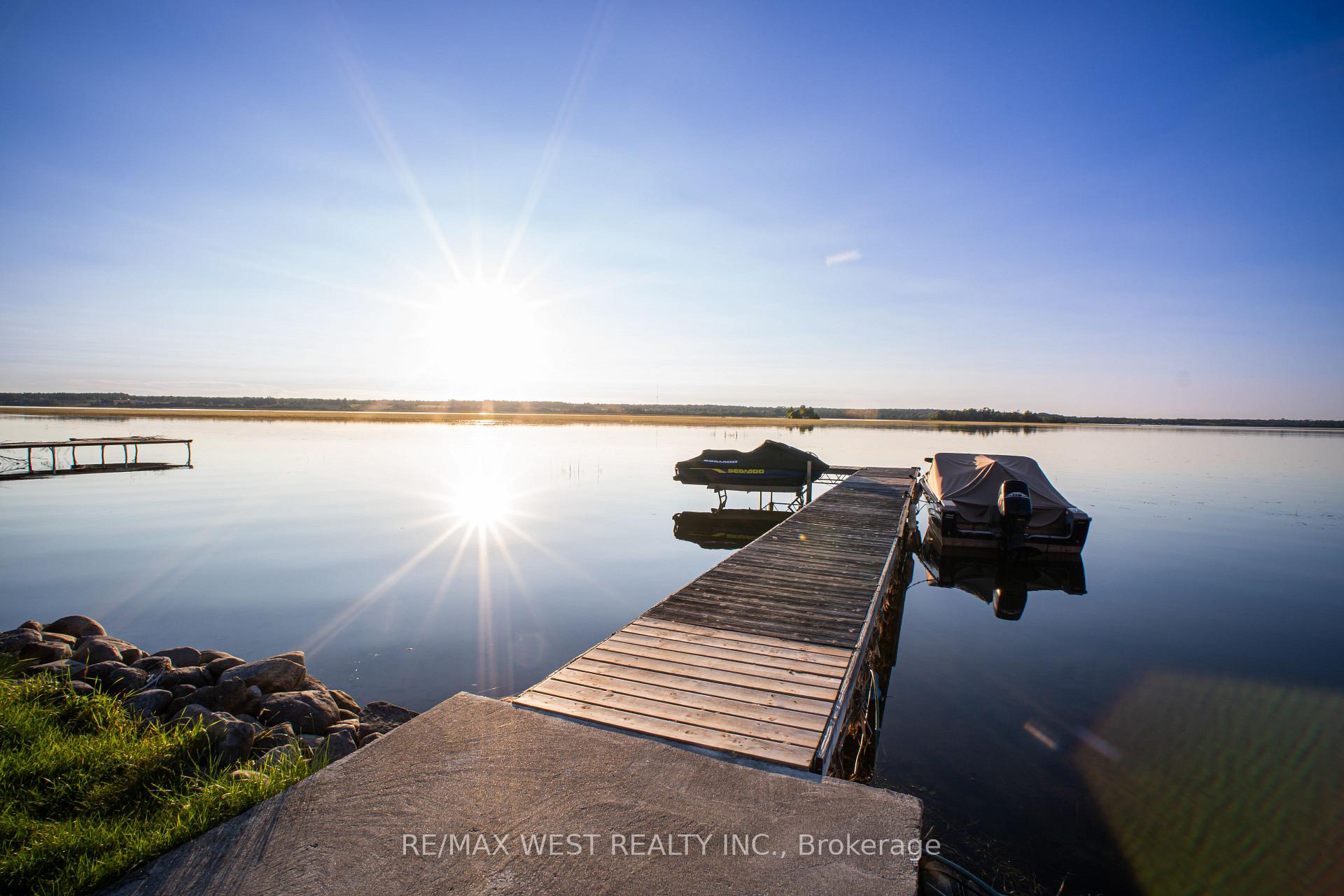 Photo 4 of 1392 Island View Drive, Selwyn — HOMEH