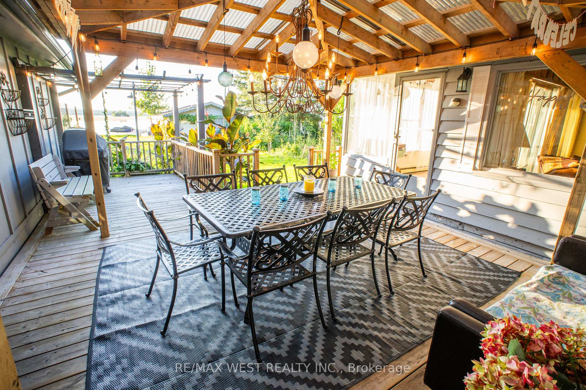 Photo 28 of 1392 Island View Drive, Selwyn — HOMEH