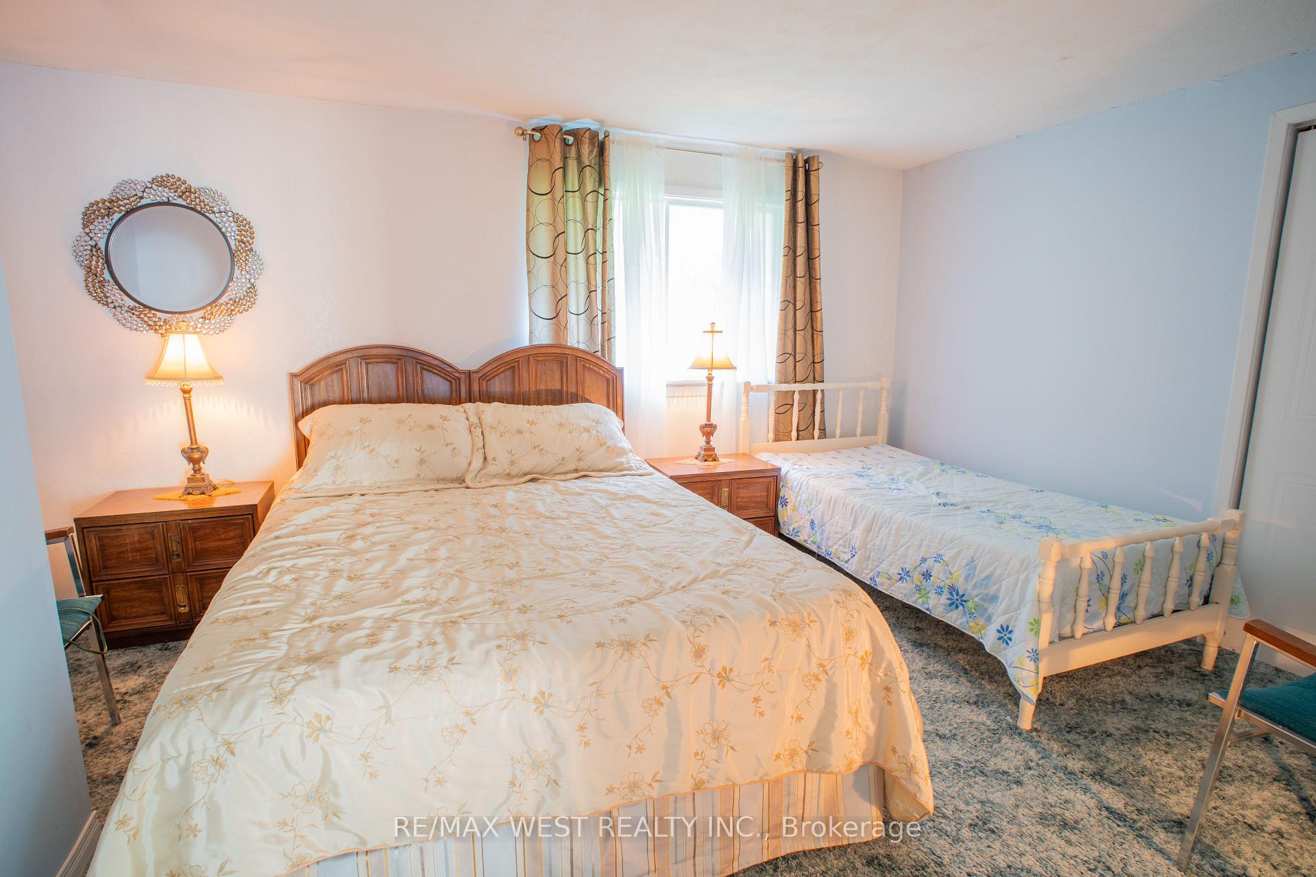 Photo 31 of 1392 Island View Drive, Selwyn — HOMEH
